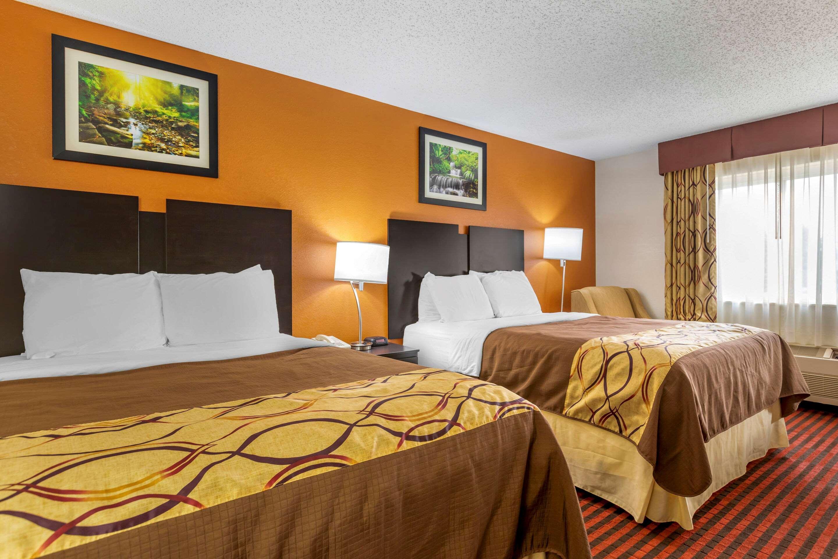 Rodeway Inn Coopersville Экстерьер фото
